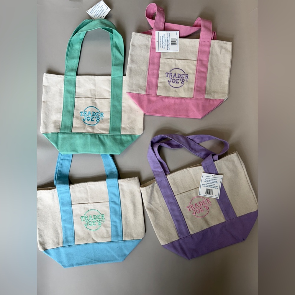 Trader Joe’s spring mini canvas cotton totes pastel colors